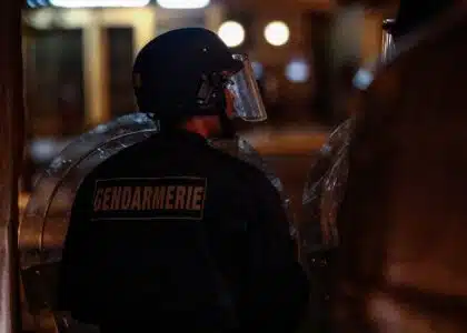 police gendarmerie force de l'ordre