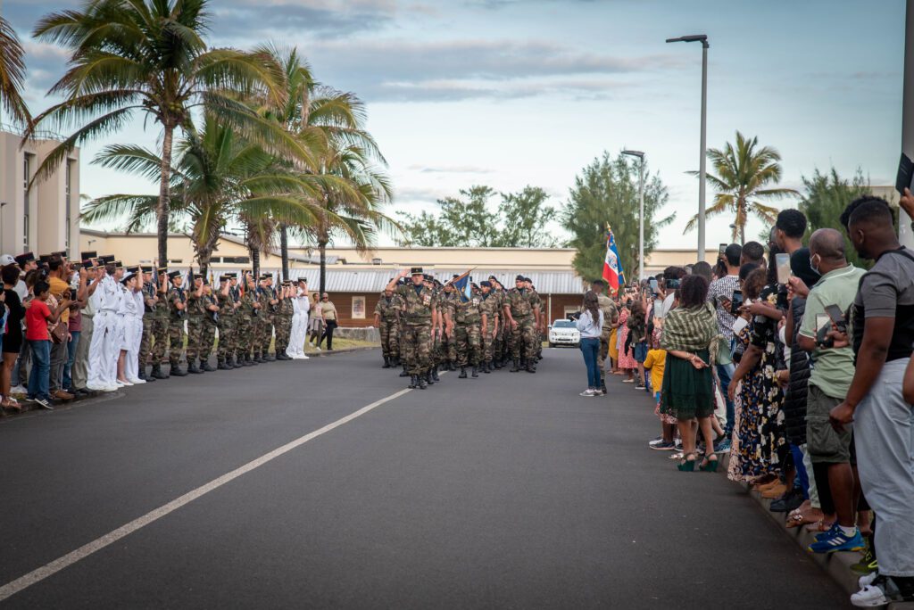 cérémonie militaire d'accueil des volontaires au RSMA