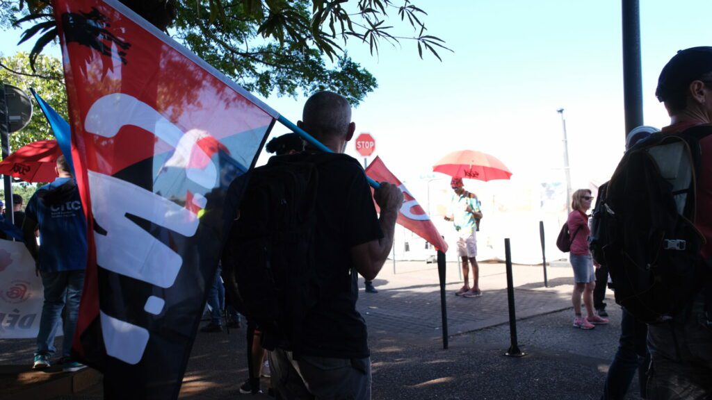 manifestation contre retraite à 64 ans saint-pierre 6 juin 2023