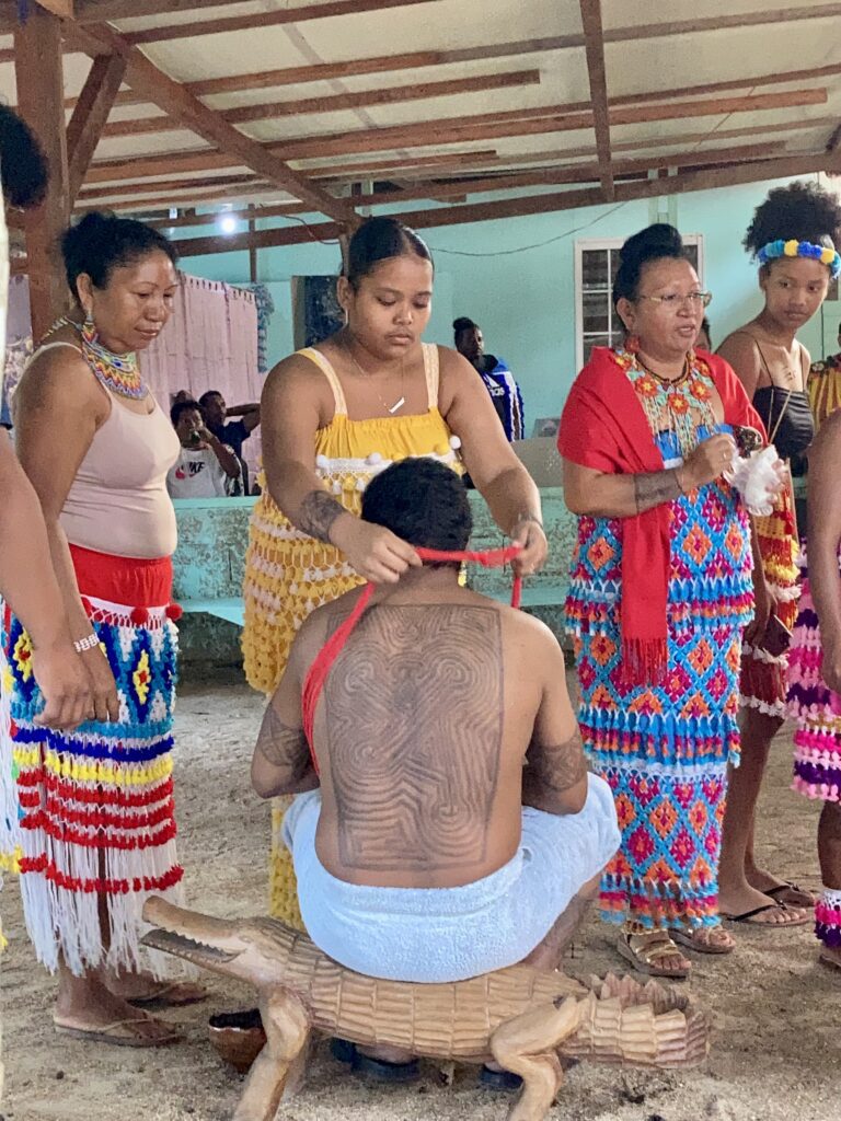 Projet avec la cie Lolita Monga, "La bou sou la po", en Guyane.