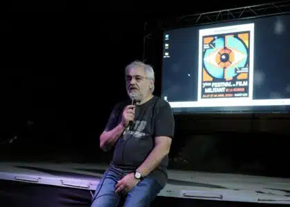 Viktor Dedaj conférencier festival films citoyens Yourtes Julian Assange