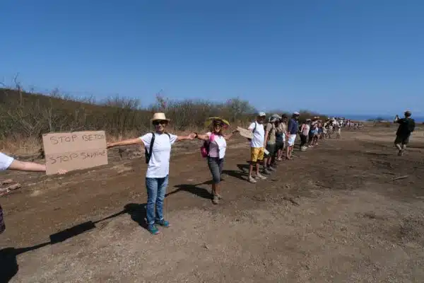 « Protège nout savane » en marche vers la mairie de Saint-Paul  